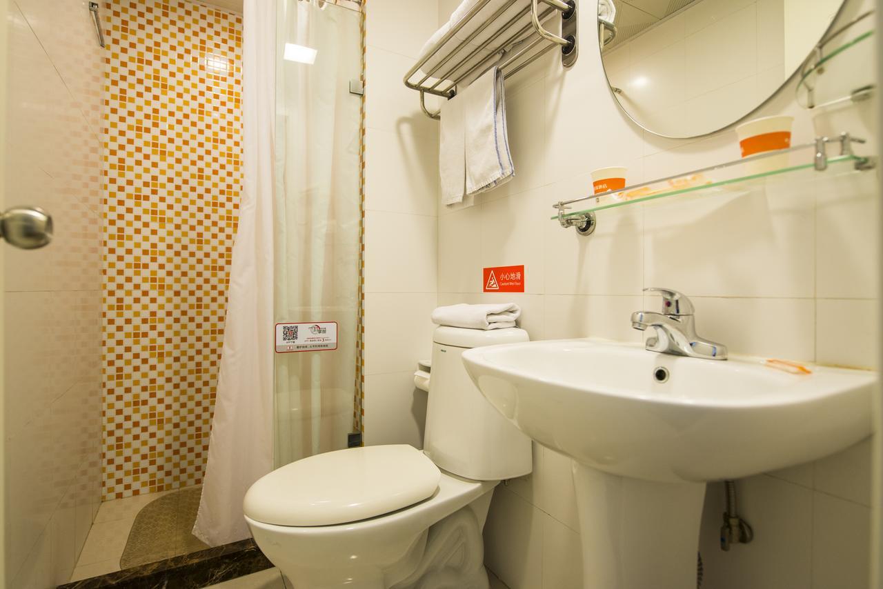 חרבין Home Inn Central Avenue Pedestrain Street מראה חיצוני תמונה